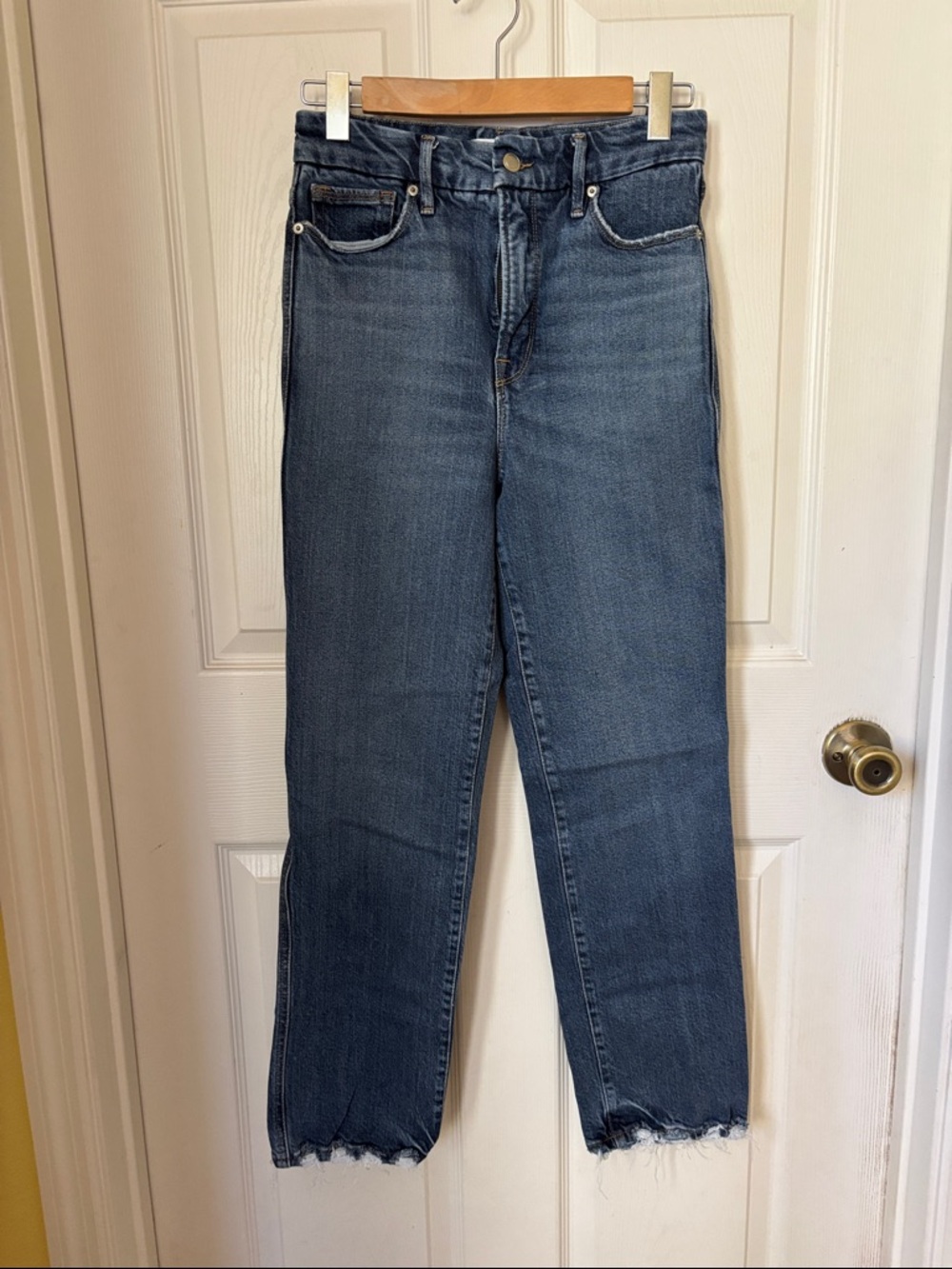 Good American Women's Straight-Leg Mid-Blue Jeans